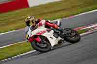 donington-no-limits-trackday;donington-park-photographs;donington-trackday-photographs;no-limits-trackdays;peter-wileman-photography;trackday-digital-images;trackday-photos